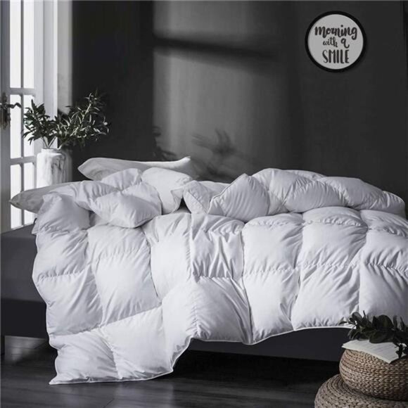 Luxurious King Size Down Feather Fibers Comforter, Ultra-Soft Down - Picture 2 of 7